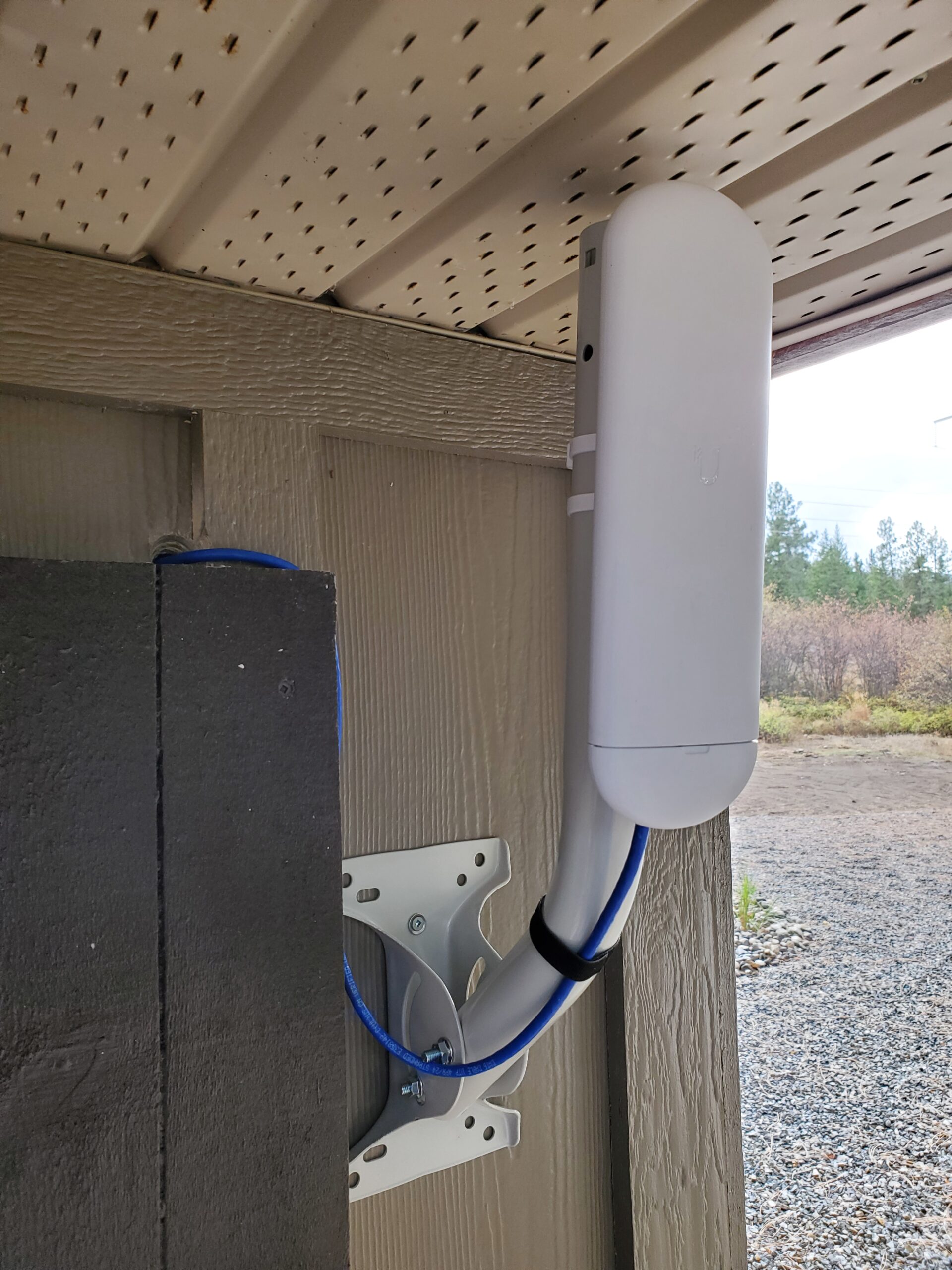 EV Charger Rebates in Kelowna 2026: How to Claim Up to $550 (BC Hydro)
